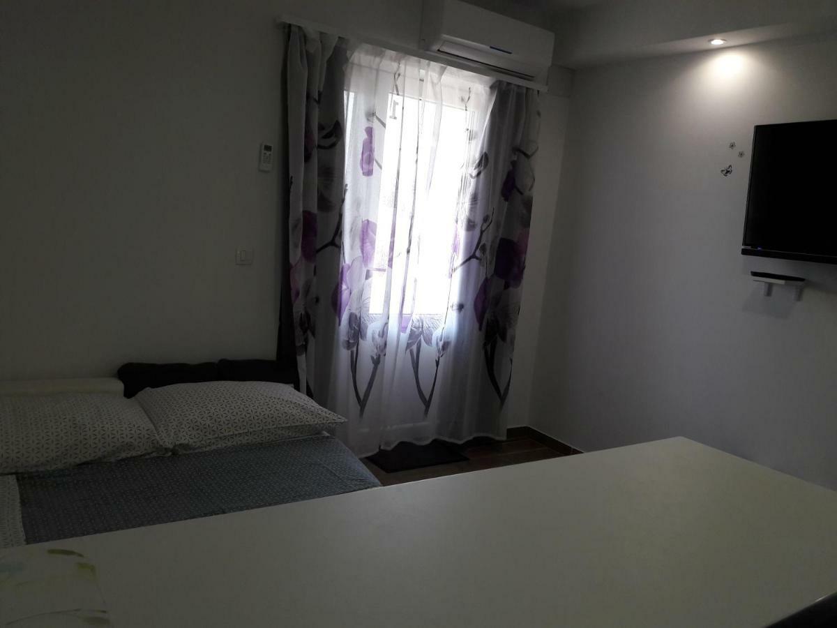 Apartmani Marta Млини Екстериор снимка